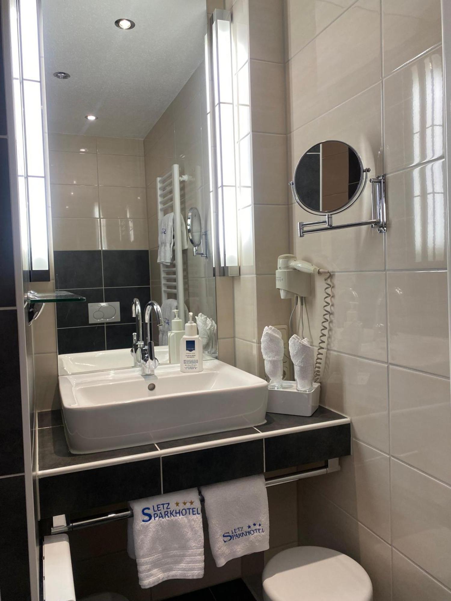 Sletz Parkhotel Gießen エクステリア 写真