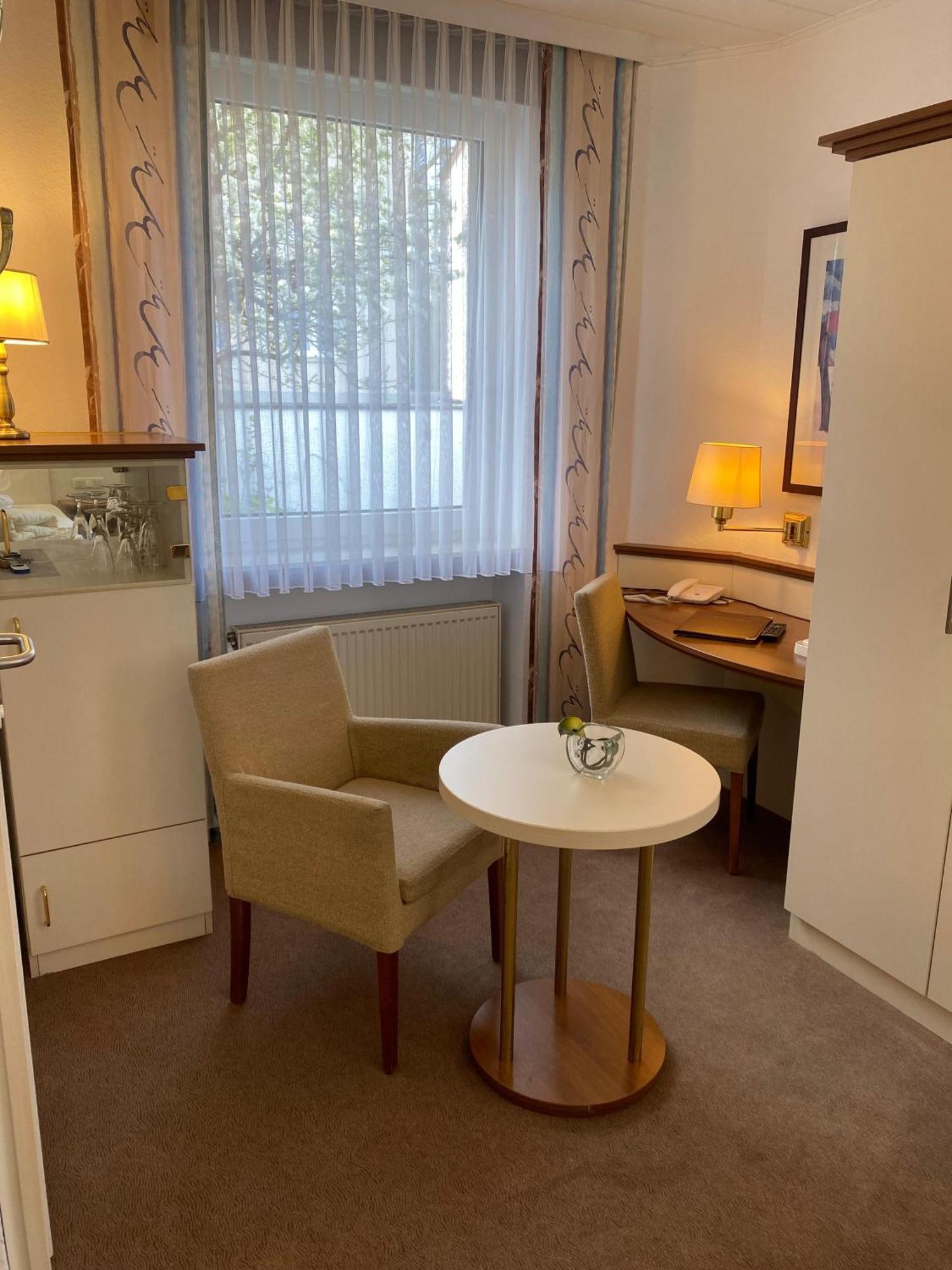 Sletz Parkhotel Gießen エクステリア 写真